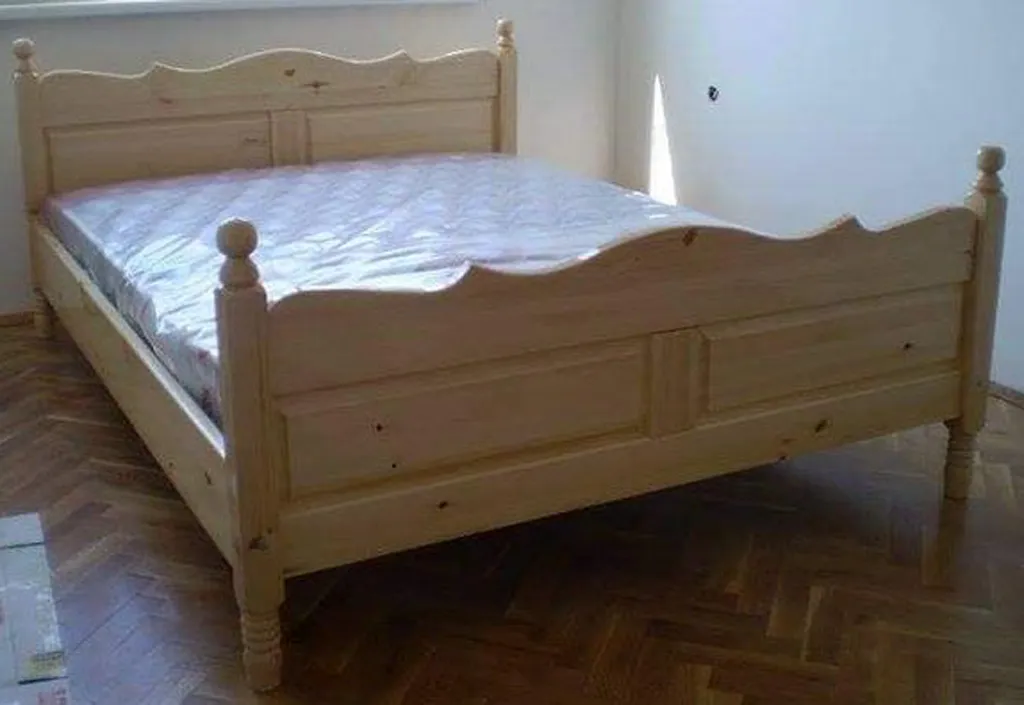 Спалня масив Роял